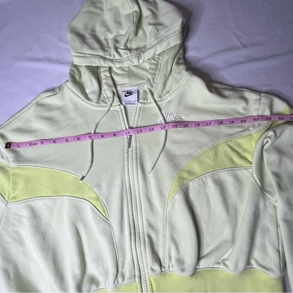 Nike Women's Light Cream and Yellow Zip-Up Jacket - Picture 3 of 11